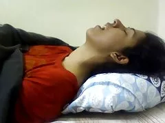 Indian girl having orgasm. Nice expression. (Non nude)
